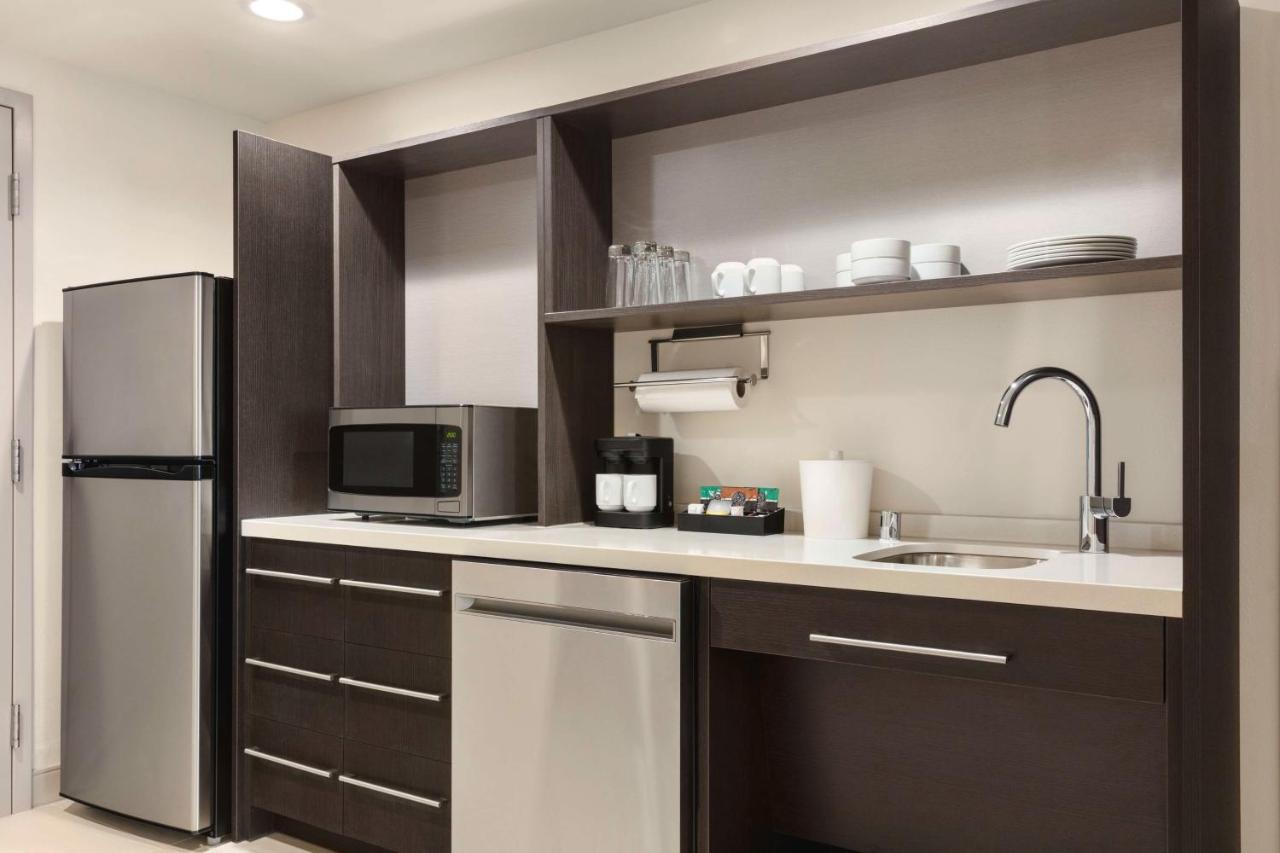 Home2 Suites By Hilton Milwaukee West West Allis Buitenkant foto
